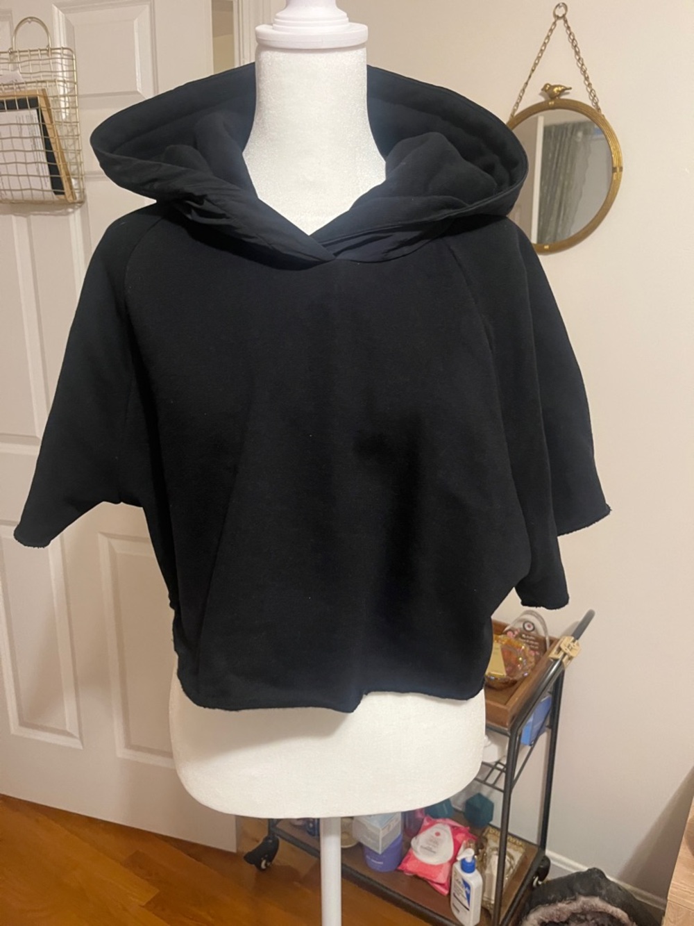 Black Cropped Hooded Sweatshirt ALO